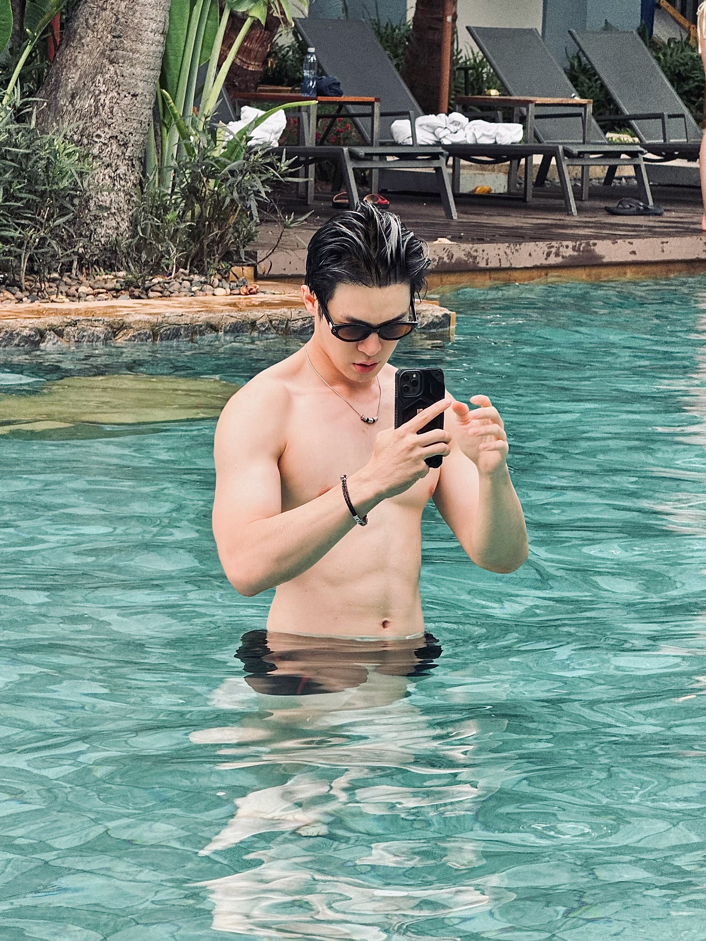 บิลลี่ - ภัทรชนน อ่อนสอาด