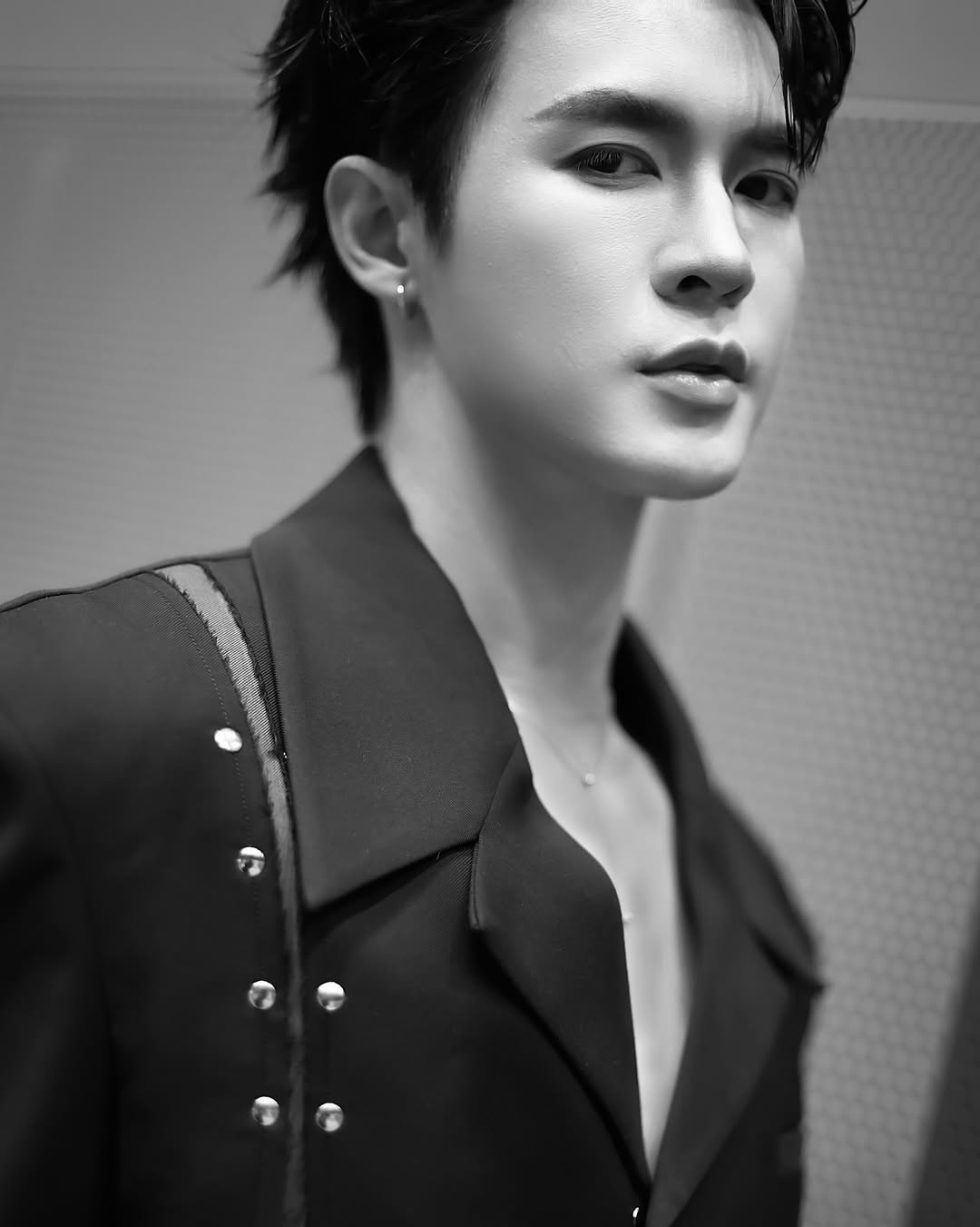 บิลลี่ - ภัทรชนน อ่อนสอาด