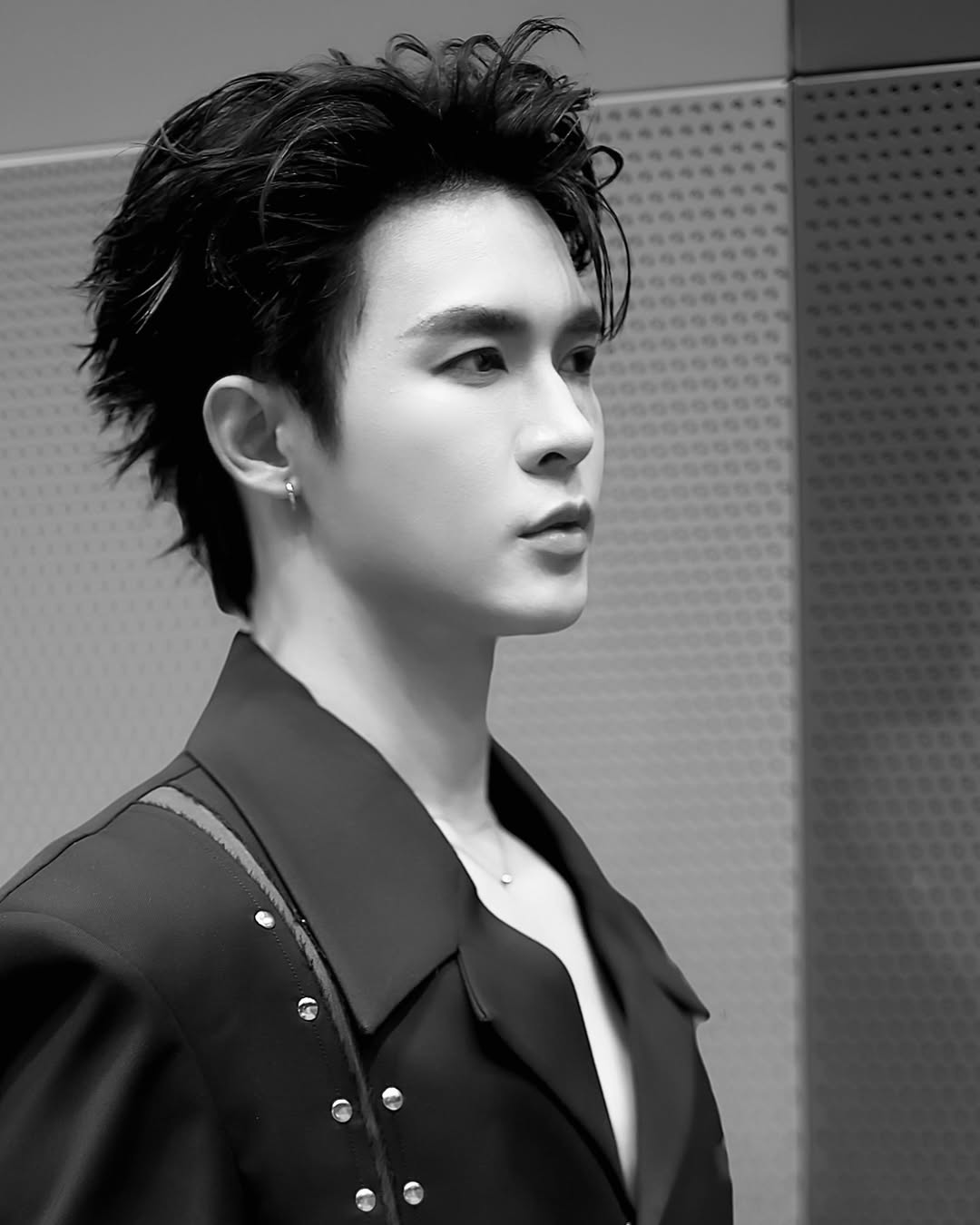บิลลี่ - ภัทรชนน อ่อนสอาด