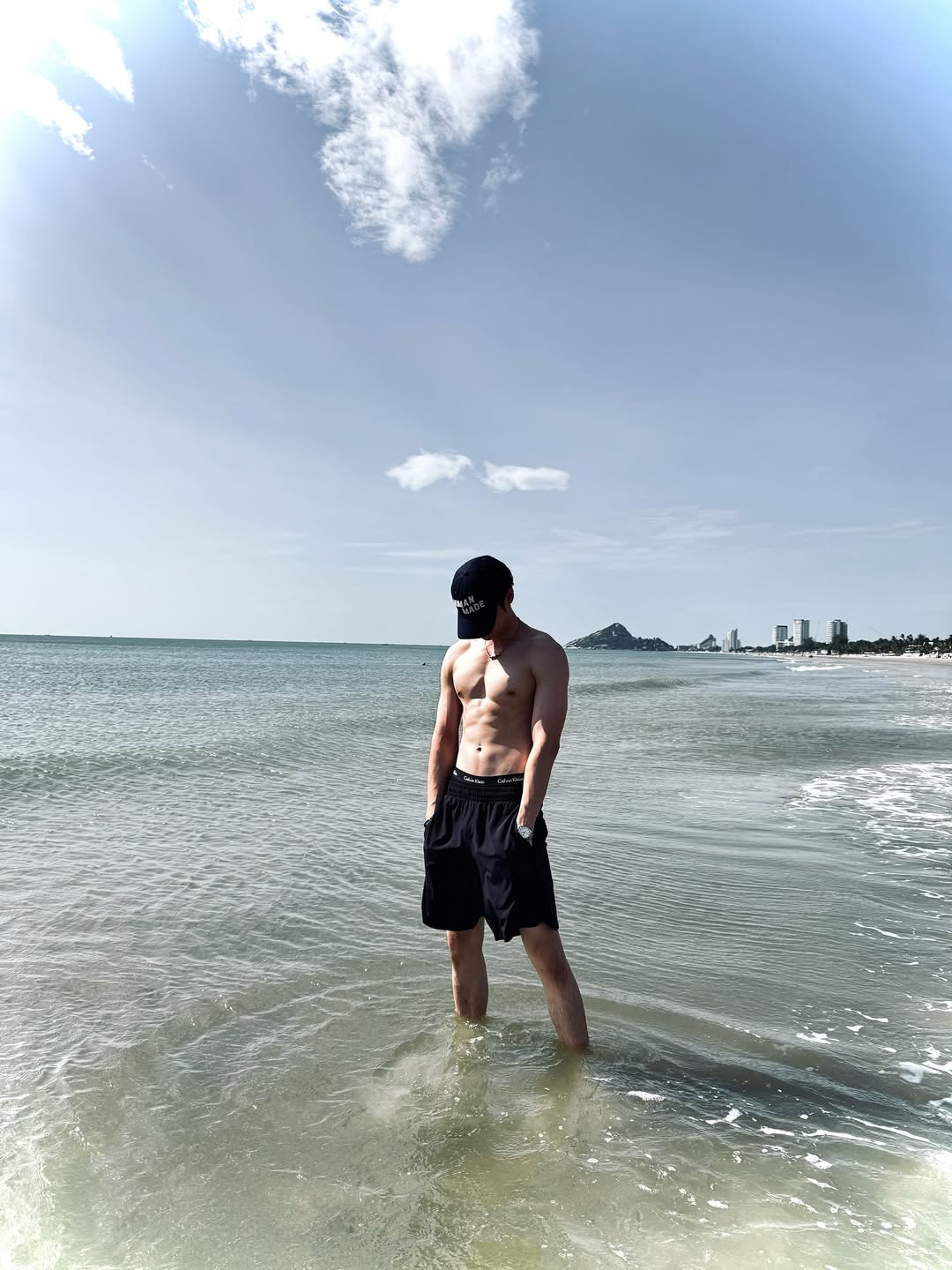 บิลลี่ - ภัทรชนน อ่อนสอาด