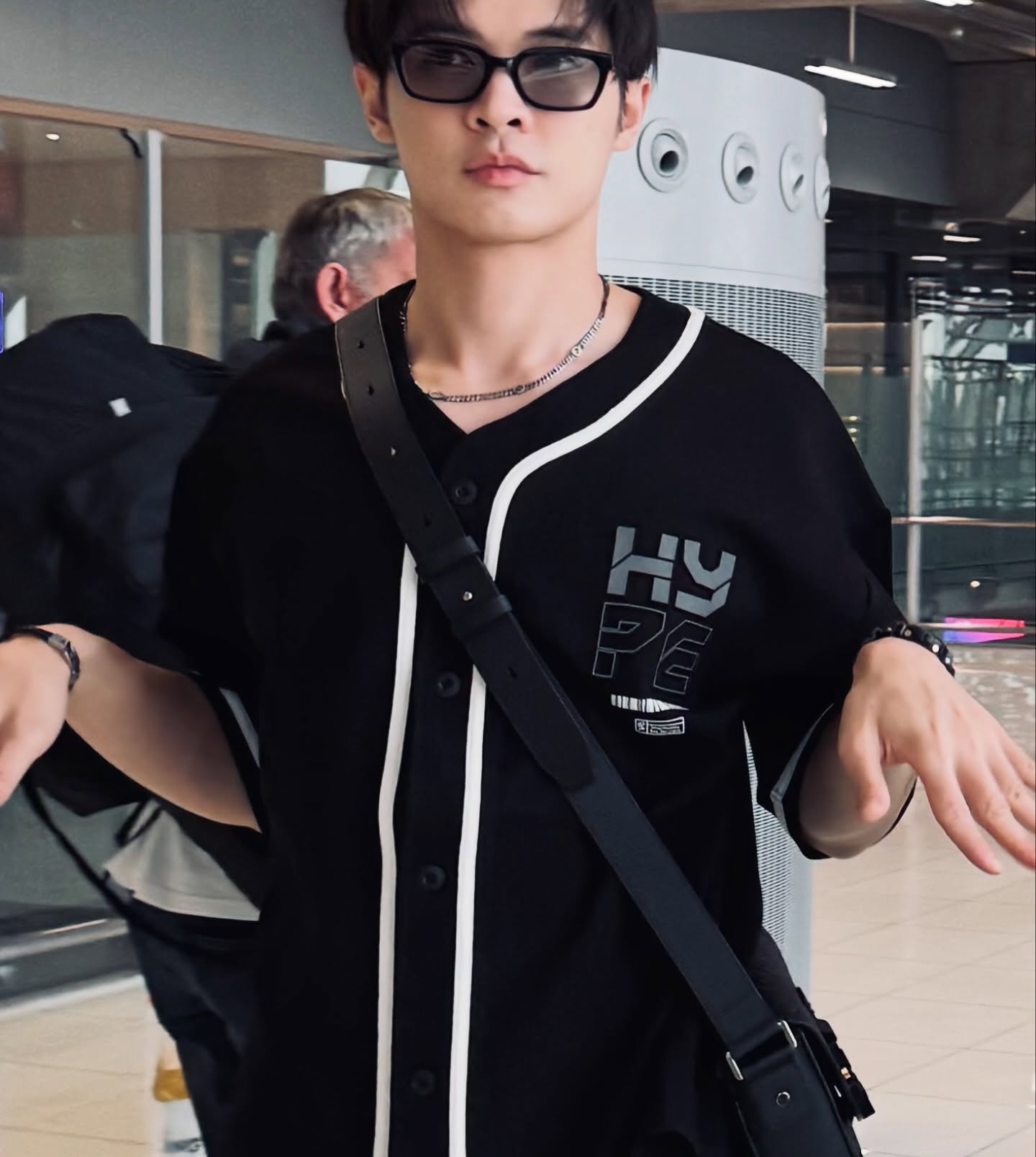 บิลลี่ - ภัทรชนน อ่อนสอาด