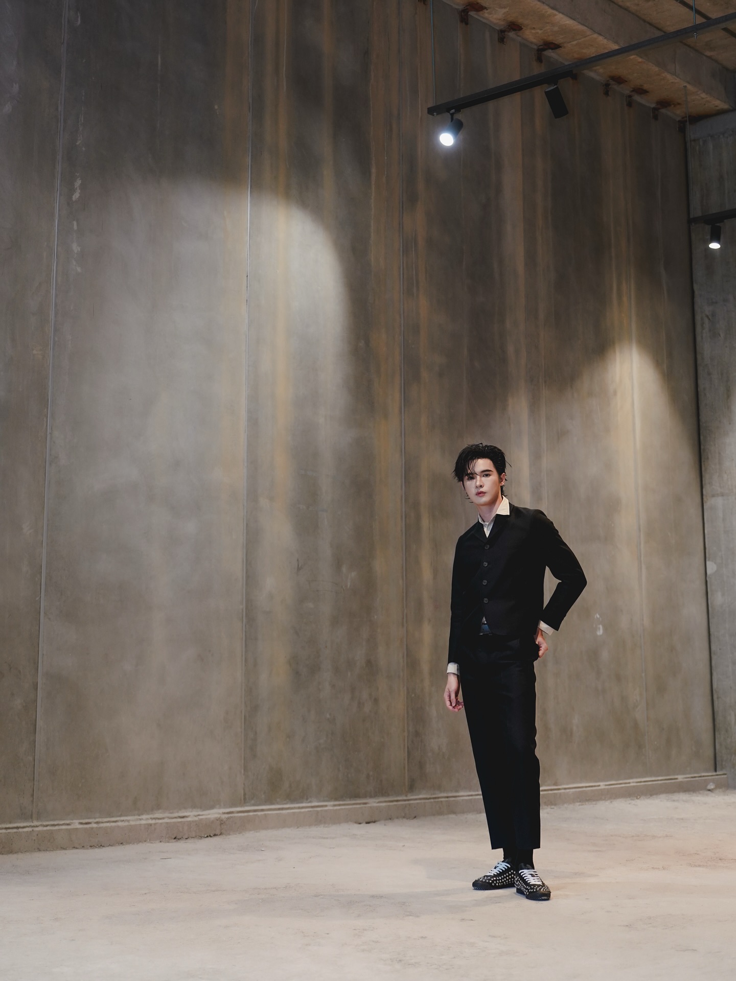 บิลลี่ - ภัทรชนน อ่อนสอาด