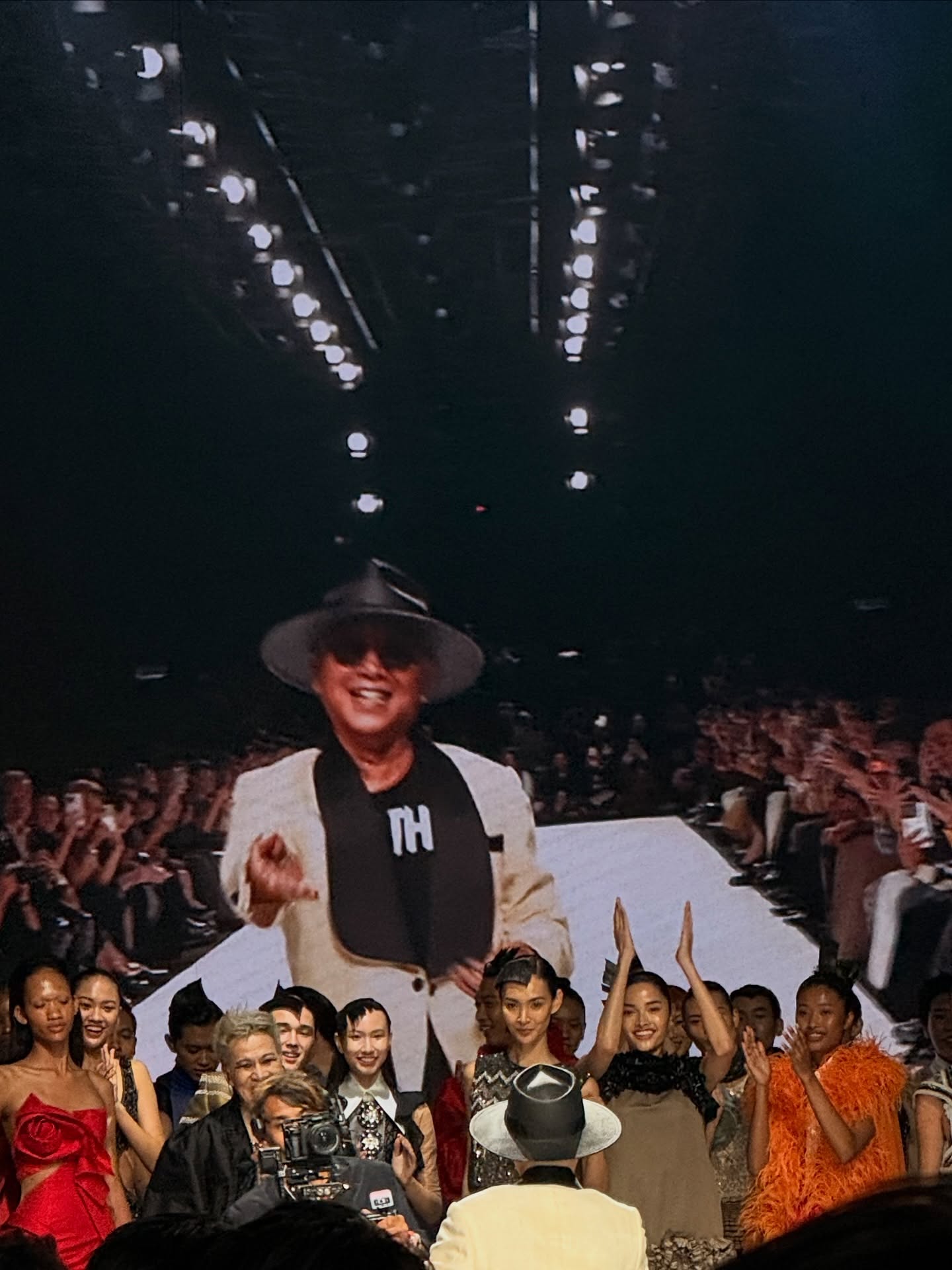 บิลลี่ - ภัทรชนน อ่อนสอาด