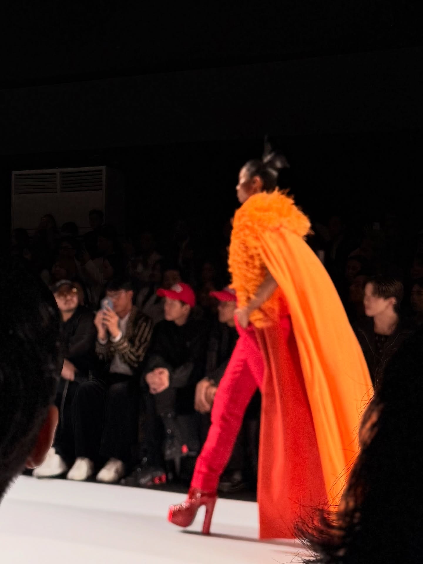 บิลลี่ - ภัทรชนน อ่อนสอาด