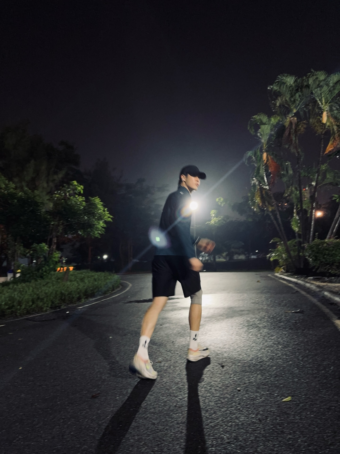 บิลลี่ - ภัทรชนน อ่อนสอาด