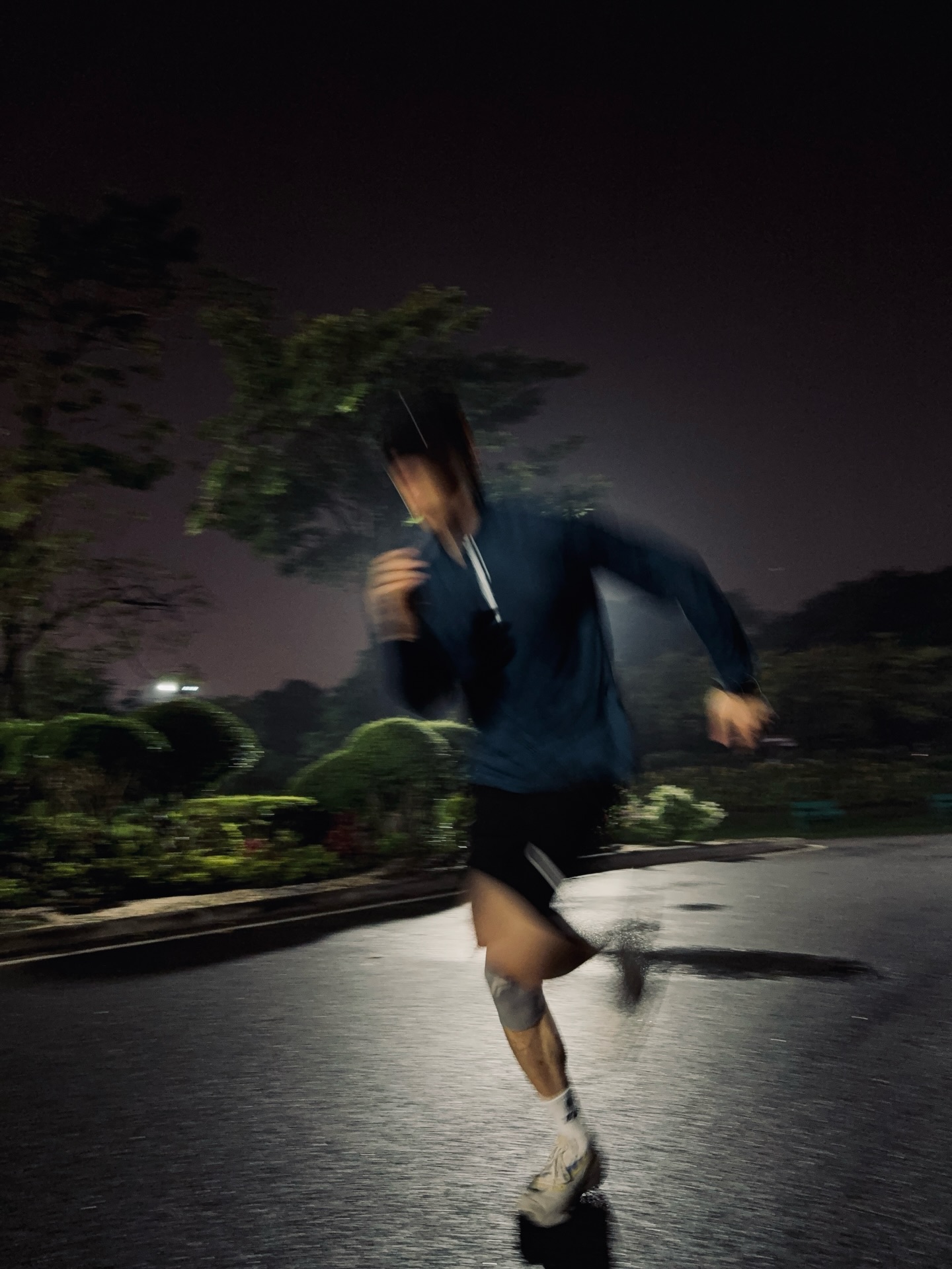 บิลลี่ - ภัทรชนน อ่อนสอาด