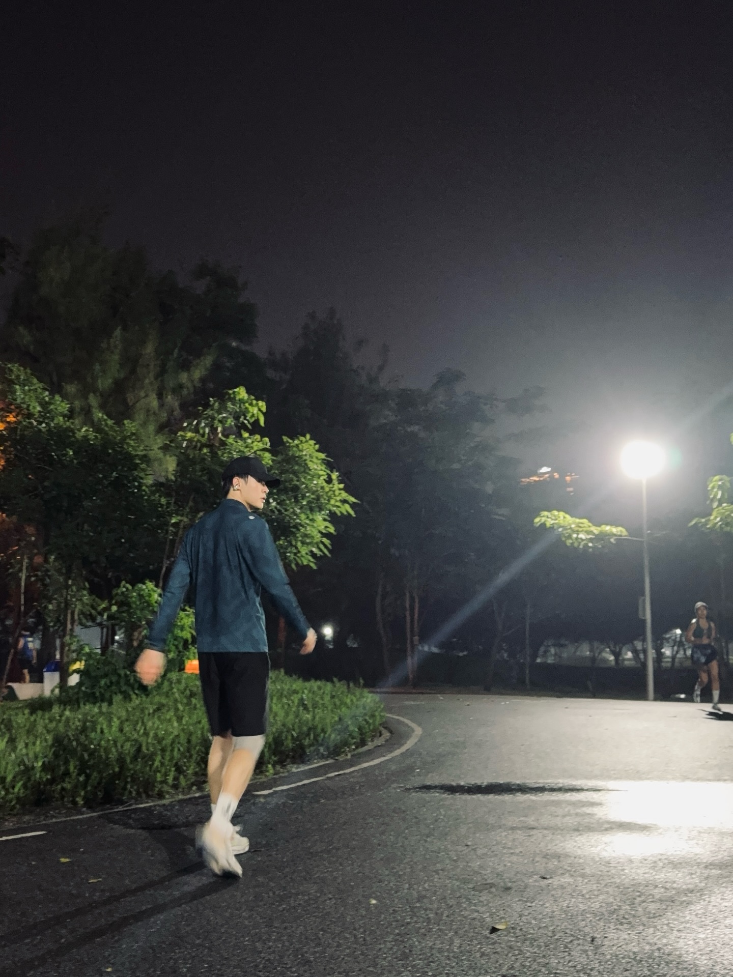 บิลลี่ - ภัทรชนน อ่อนสอาด