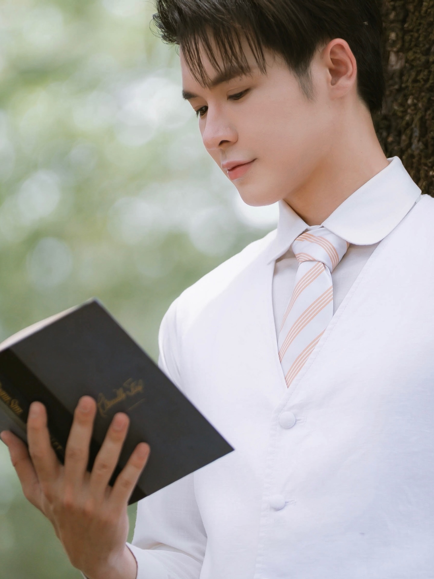 บิลลี่ - ภัทรชนน อ่อนสอาด