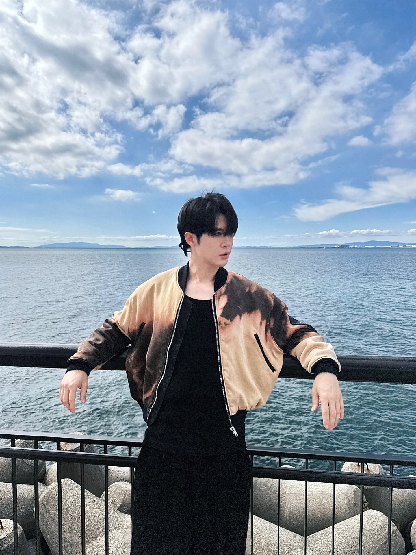 บิลลี่ - ภัทรชนน อ่อนสอาด