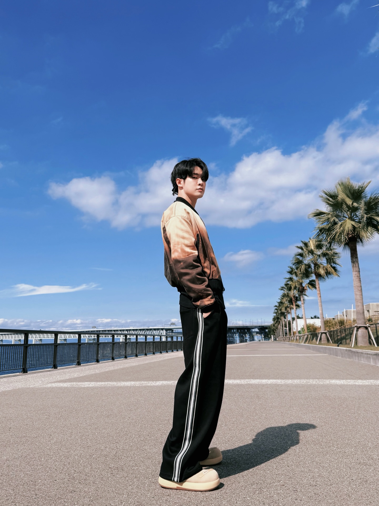 บิลลี่ - ภัทรชนน อ่อนสอาด