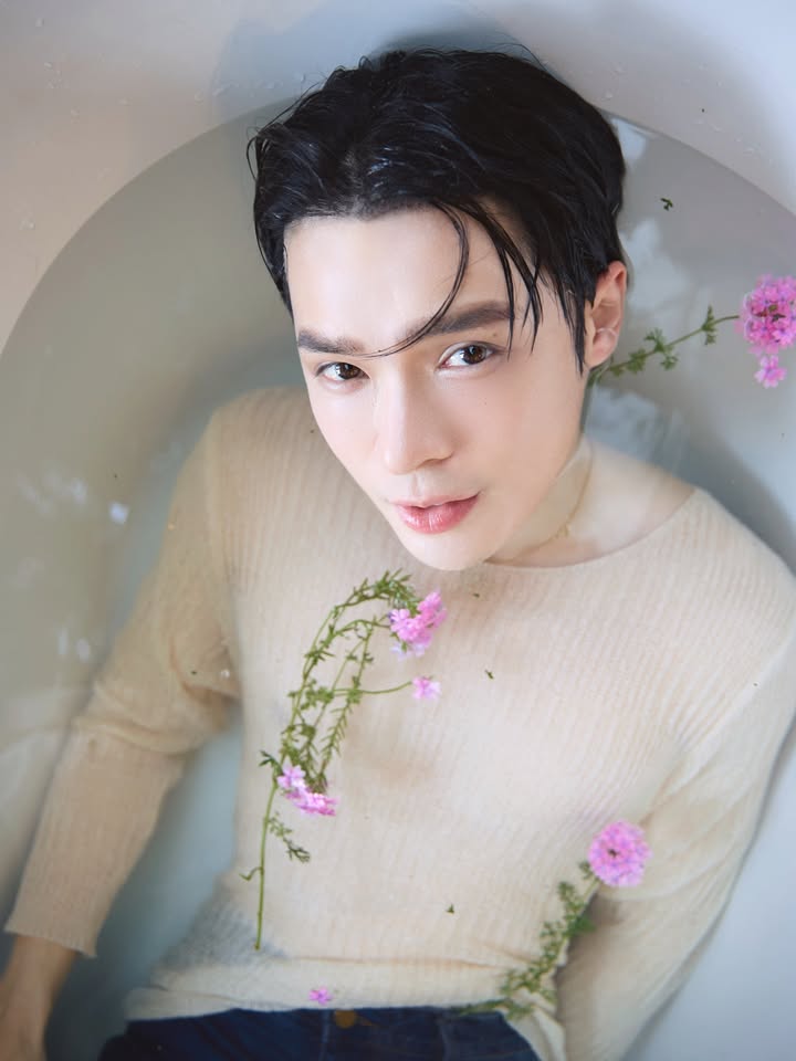 บิลลี่ - ภัทรชนน อ่อนสอาด