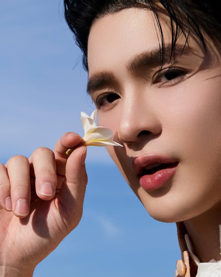 บิลลี่ - ภัทรชนน อ่อนสอาด