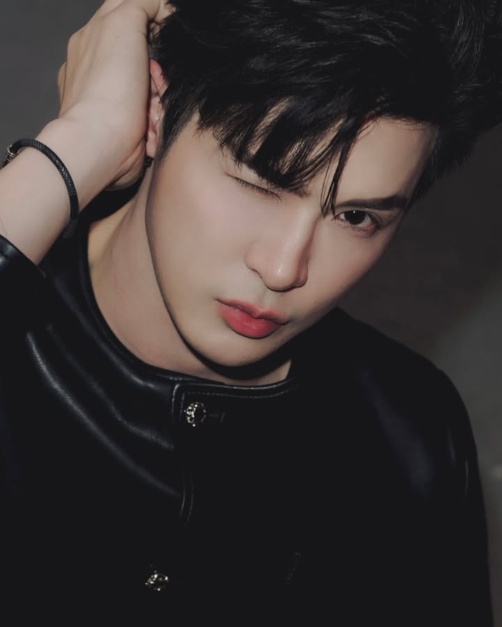 บิลลี่ - ภัทรชนน อ่อนสอาด