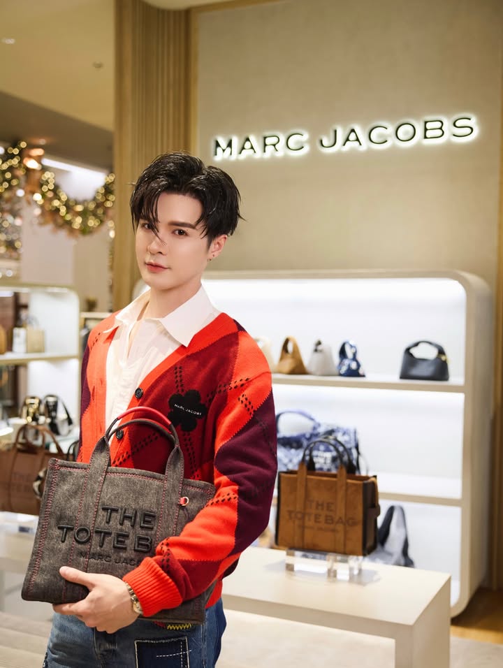 บิลลี่ - ภัทรชนน อ่อนสอาด