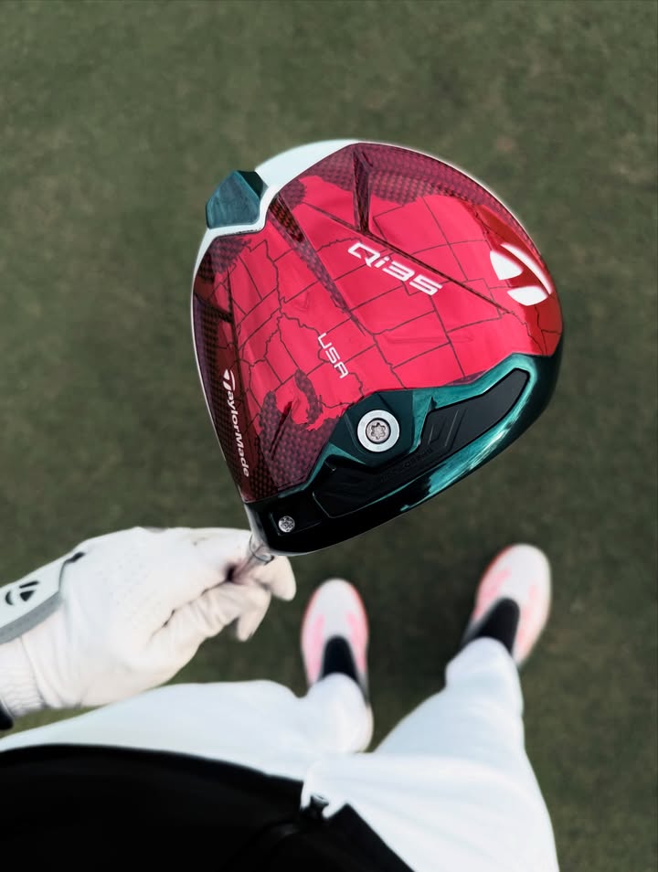 บิลลี่ - ภัทรชนน อ่อนสอาด