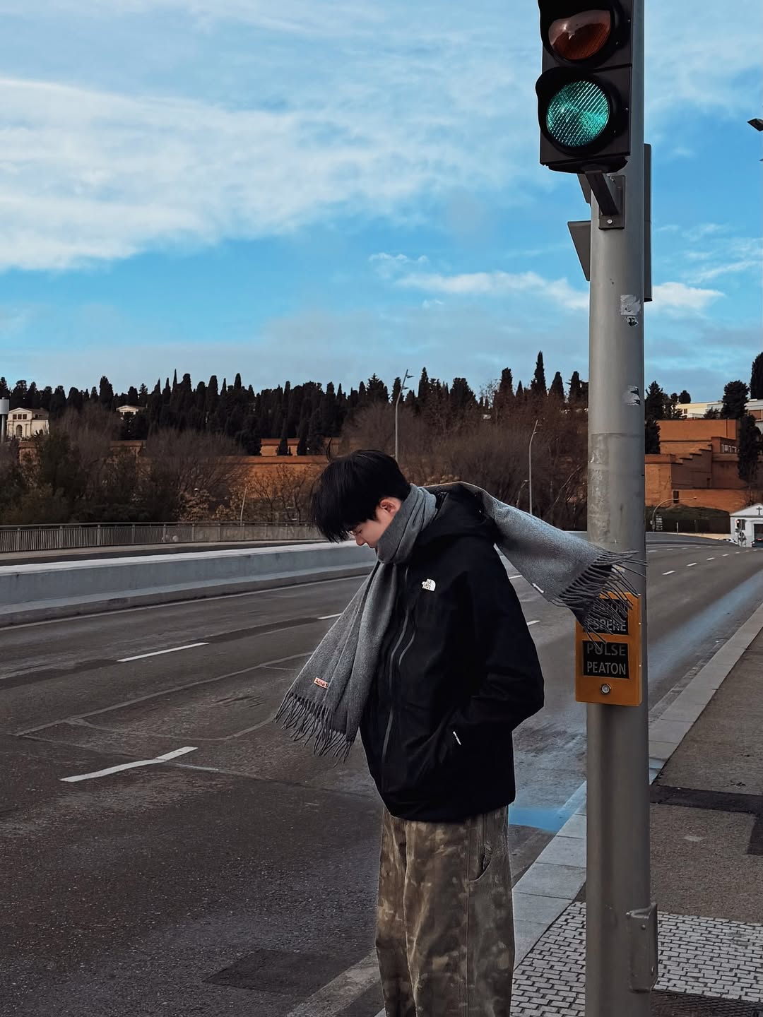 บิลลี่ - ภัทรชนน อ่อนสอาด