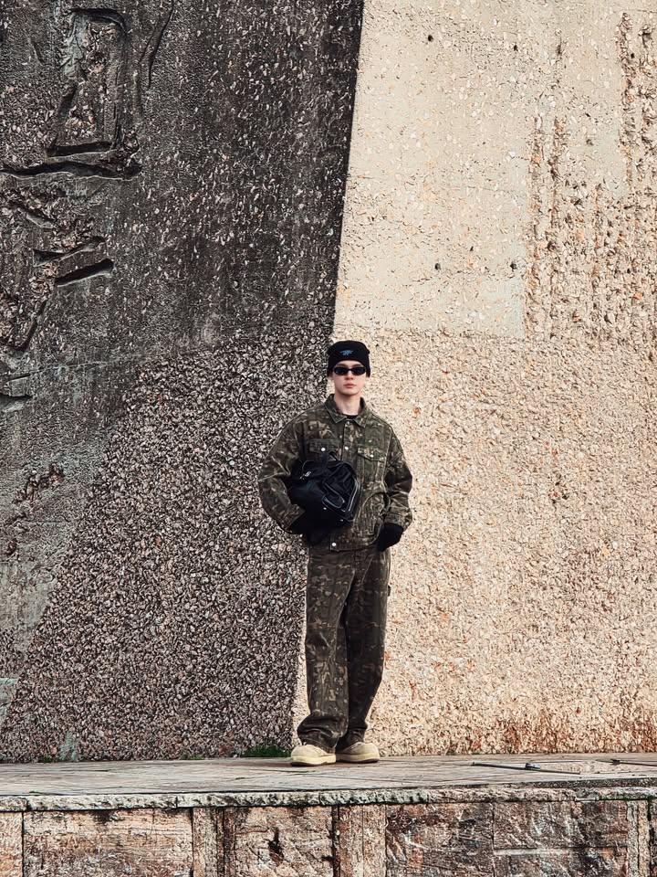 บิลลี่ - ภัทรชนน อ่อนสอาด