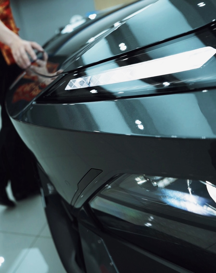 บิลลี่ - ภัทรชนน อ่อนสอาด