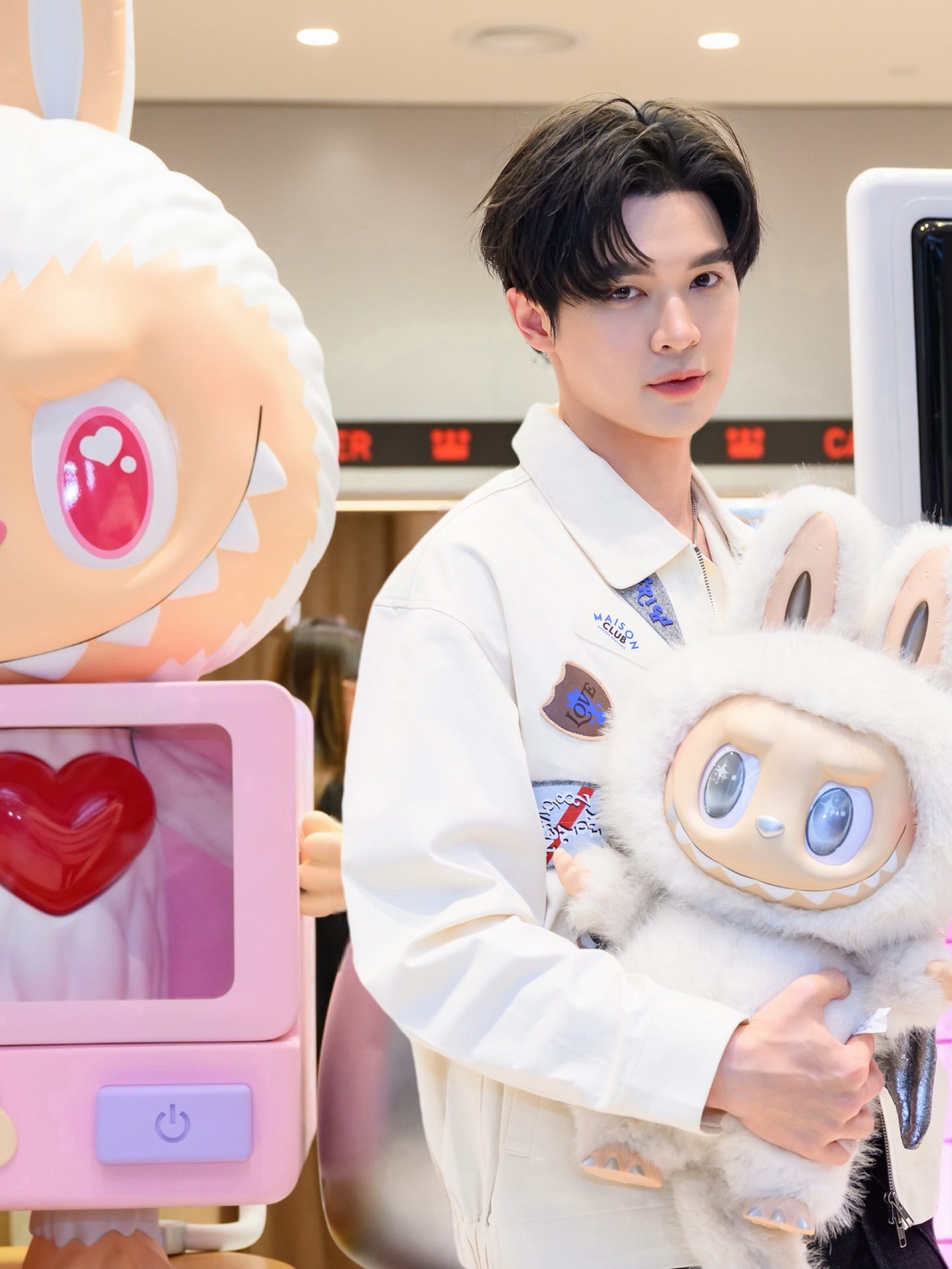 บิลลี่ - ภัทรชนน อ่อนสอาด