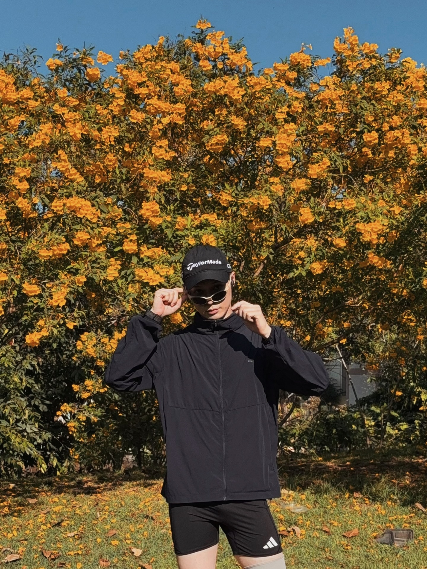 บิลลี่ - ภัทรชนน อ่อนสอาด