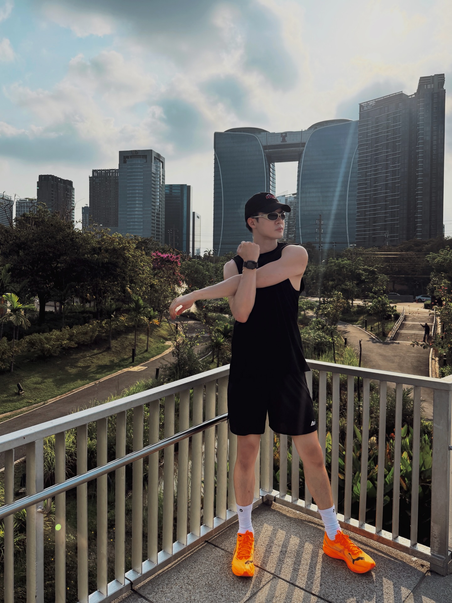 บิลลี่ - ภัทรชนน อ่อนสอาด