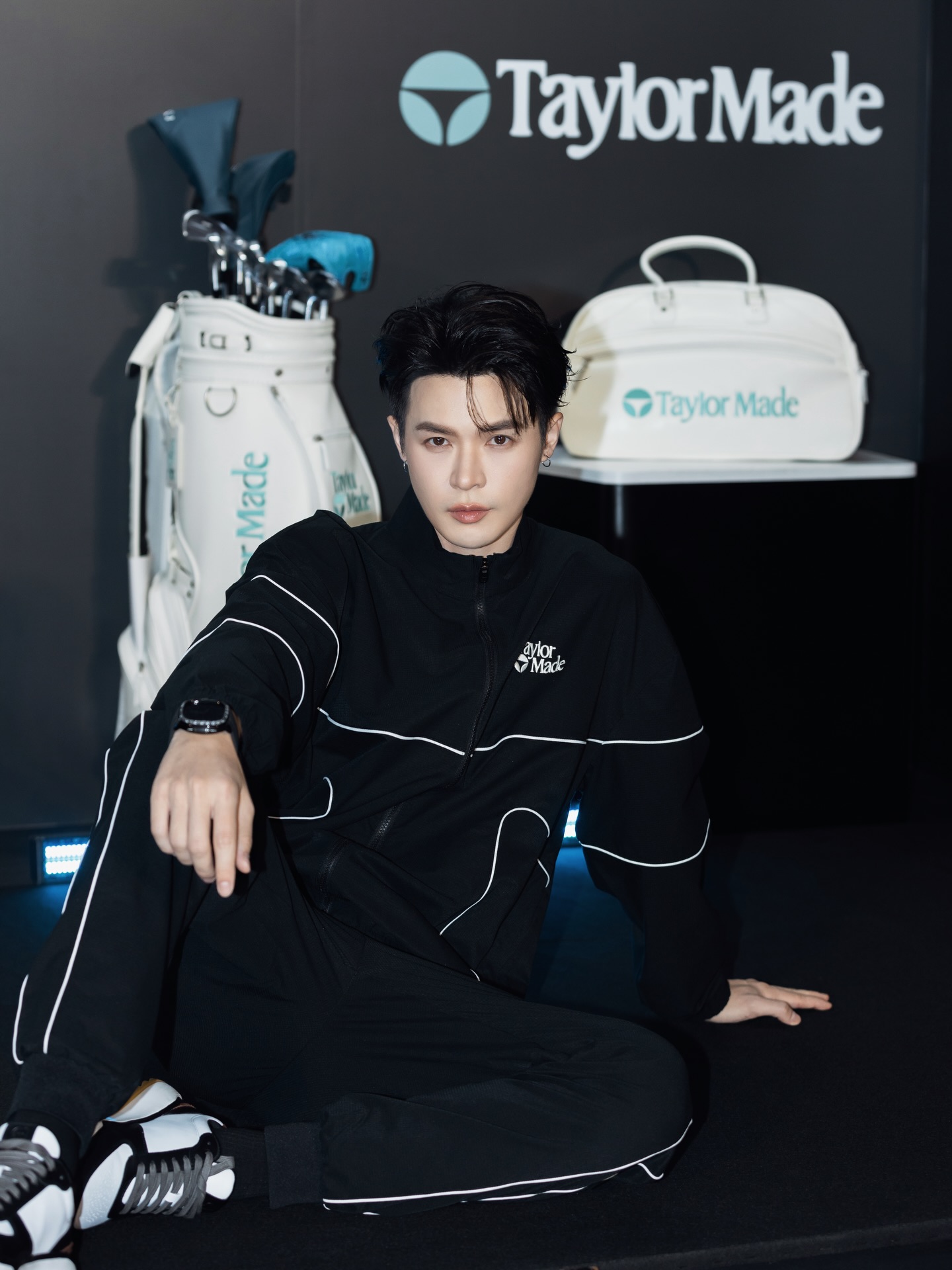 บิลลี่ - ภัทรชนน อ่อนสอาด