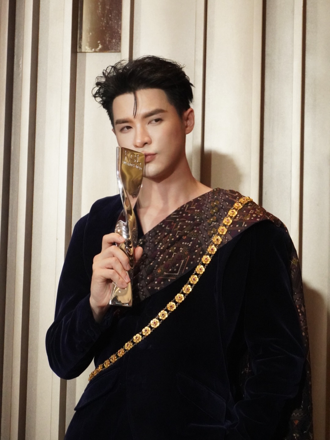 บิลลี่ - ภัทรชนน อ่อนสอาด