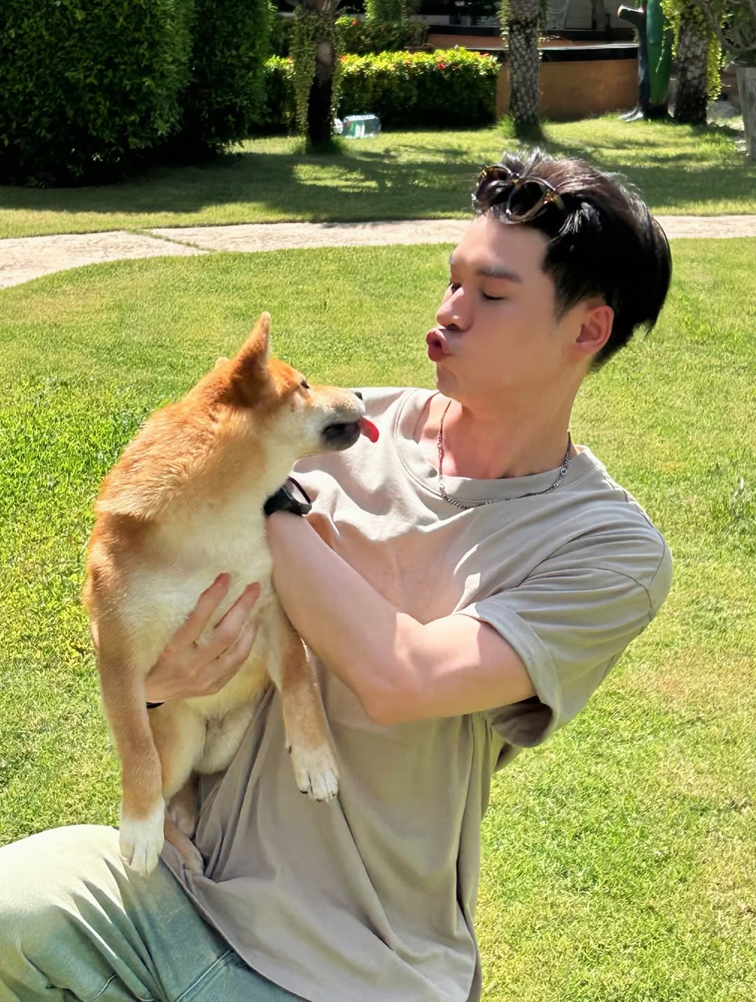 บิลลี่ - ภัทรชนน อ่อนสอาด
