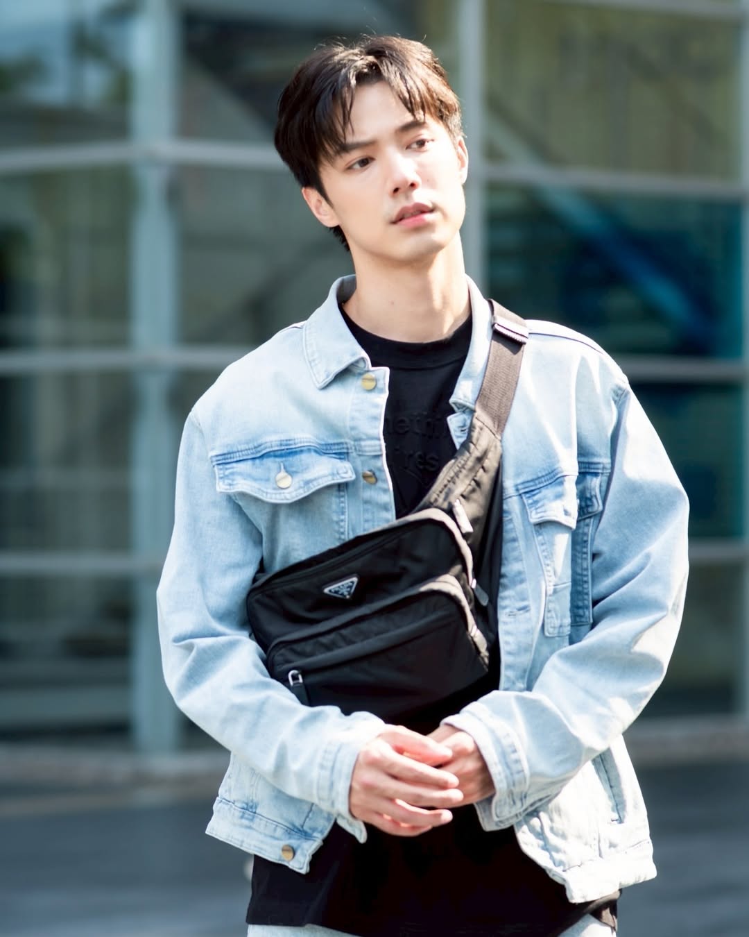 จ๊อบ - ธัชพล กู้วงศ์บัณฑิต