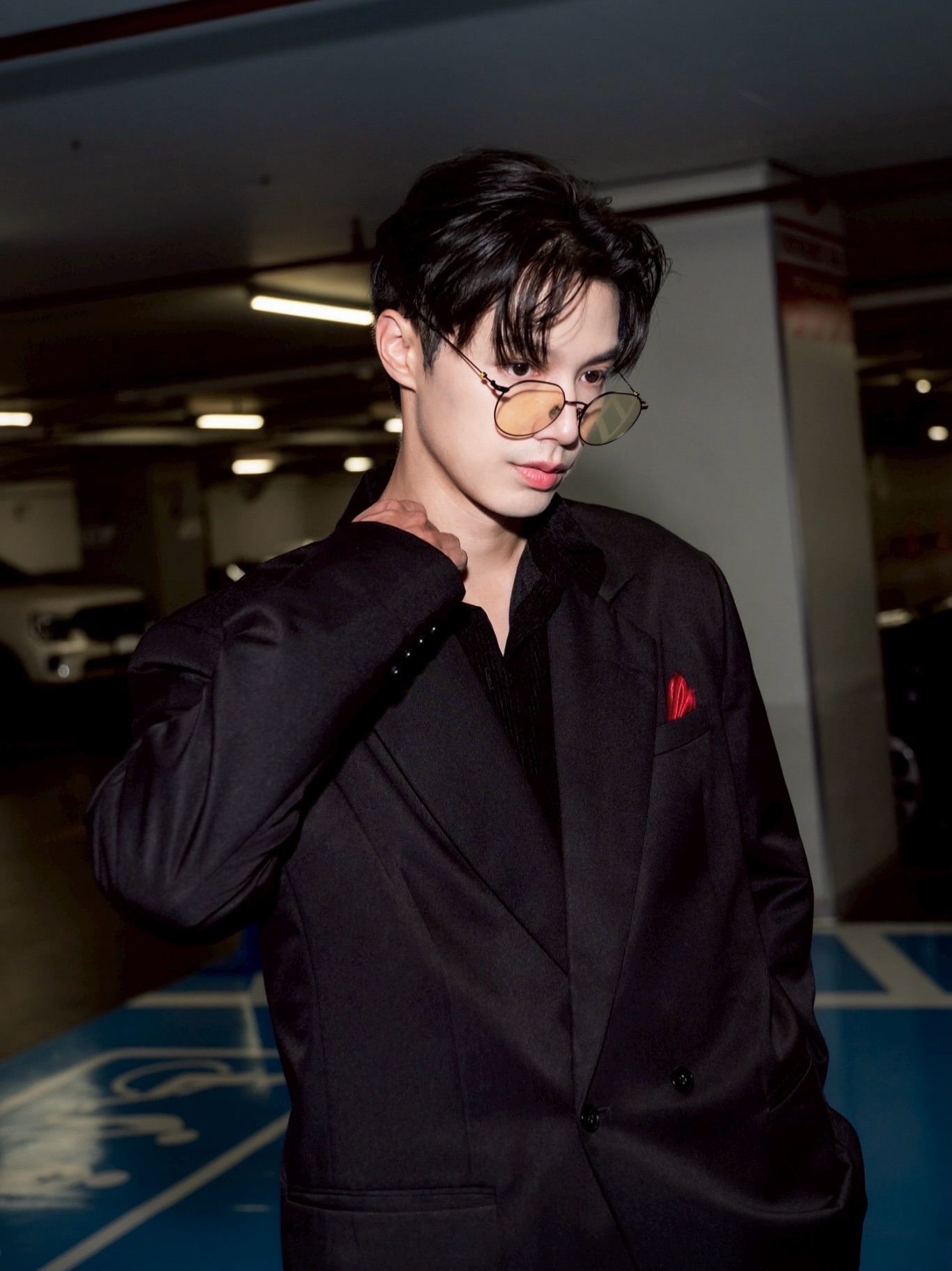 จ๊อบ - ธัชพล กู้วงศ์บัณฑิต