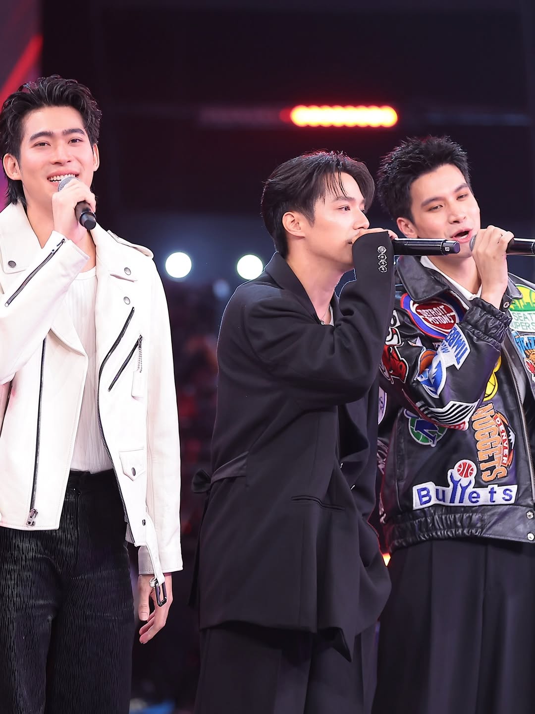 จ๊อบ - ธัชพล กู้วงศ์บัณฑิต