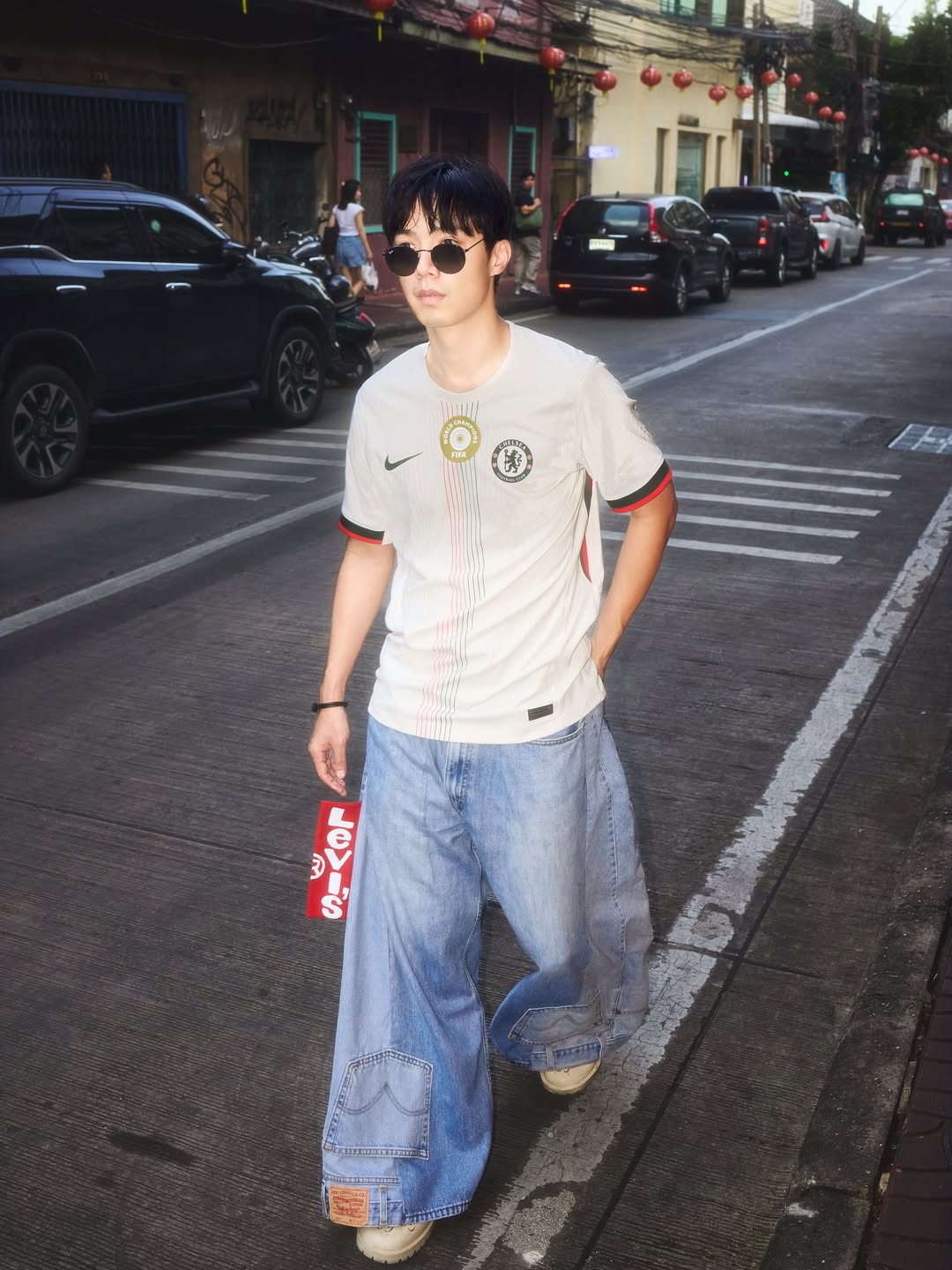 จ๊อบ - ธัชพล กู้วงศ์บัณฑิต