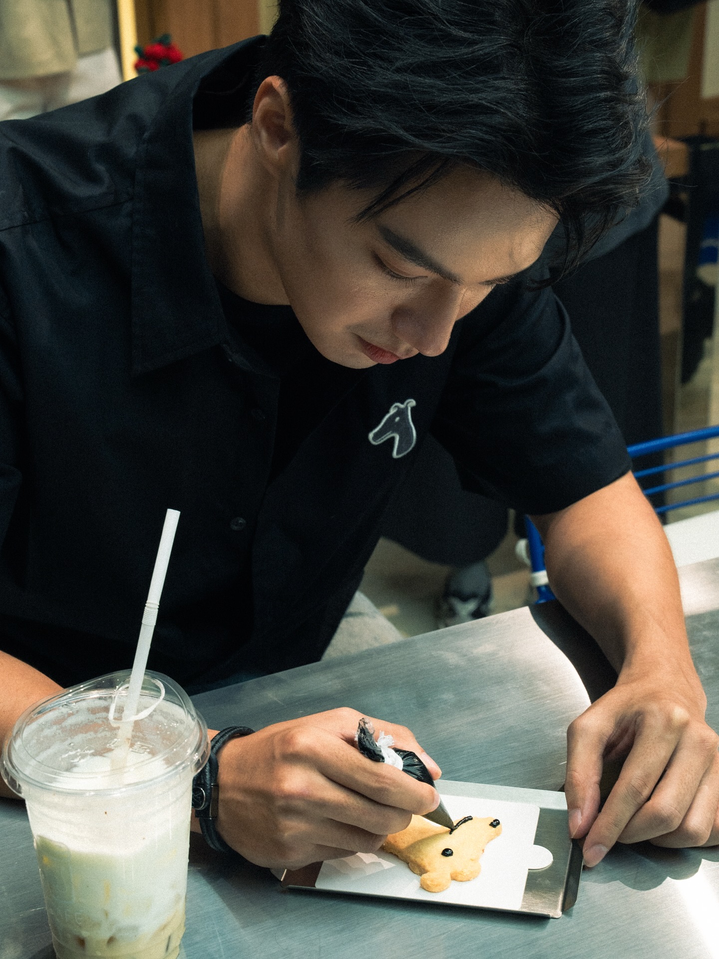 จ๊อบ - ธัชพล กู้วงศ์บัณฑิต