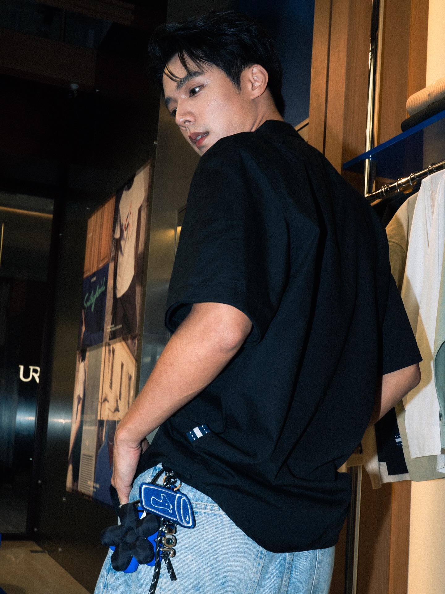 จ๊อบ - ธัชพล กู้วงศ์บัณฑิต