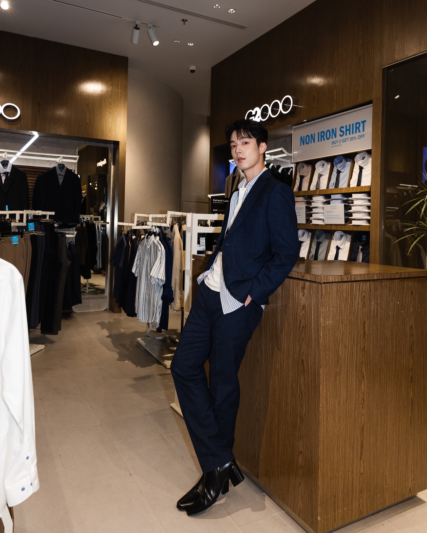 จ๊อบ - ธัชพล กู้วงศ์บัณฑิต