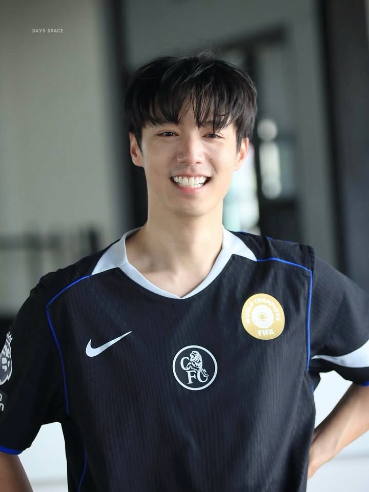 จ๊อบ - ธัชพล กู้วงศ์บัณฑิต