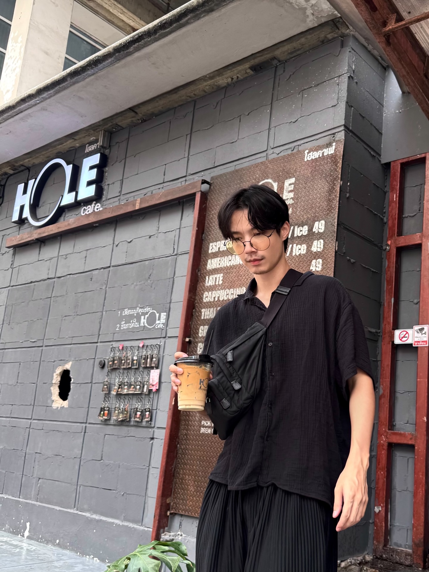 จ๊อบ - ธัชพล กู้วงศ์บัณฑิต