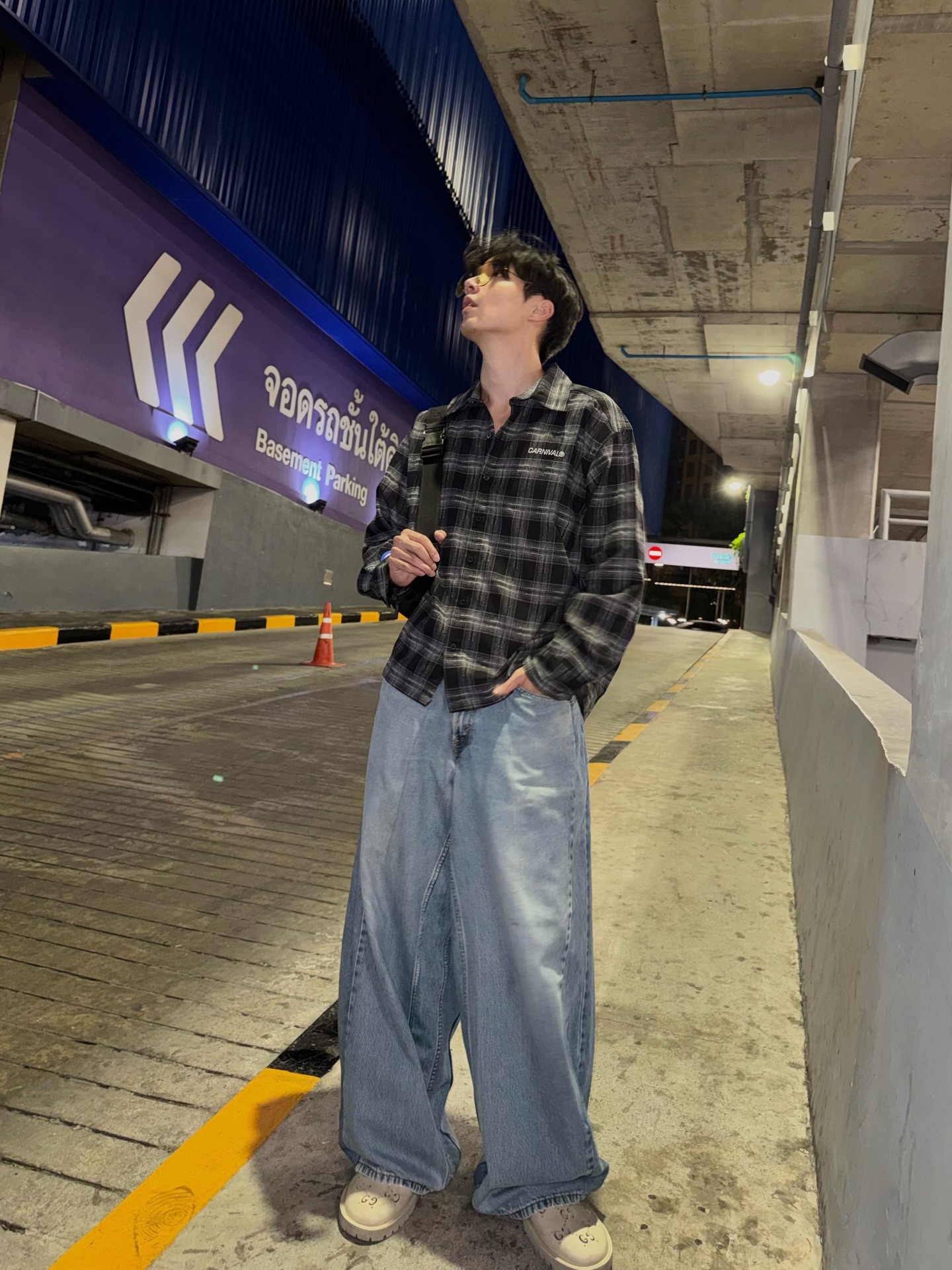 จ๊อบ - ธัชพล กู้วงศ์บัณฑิต