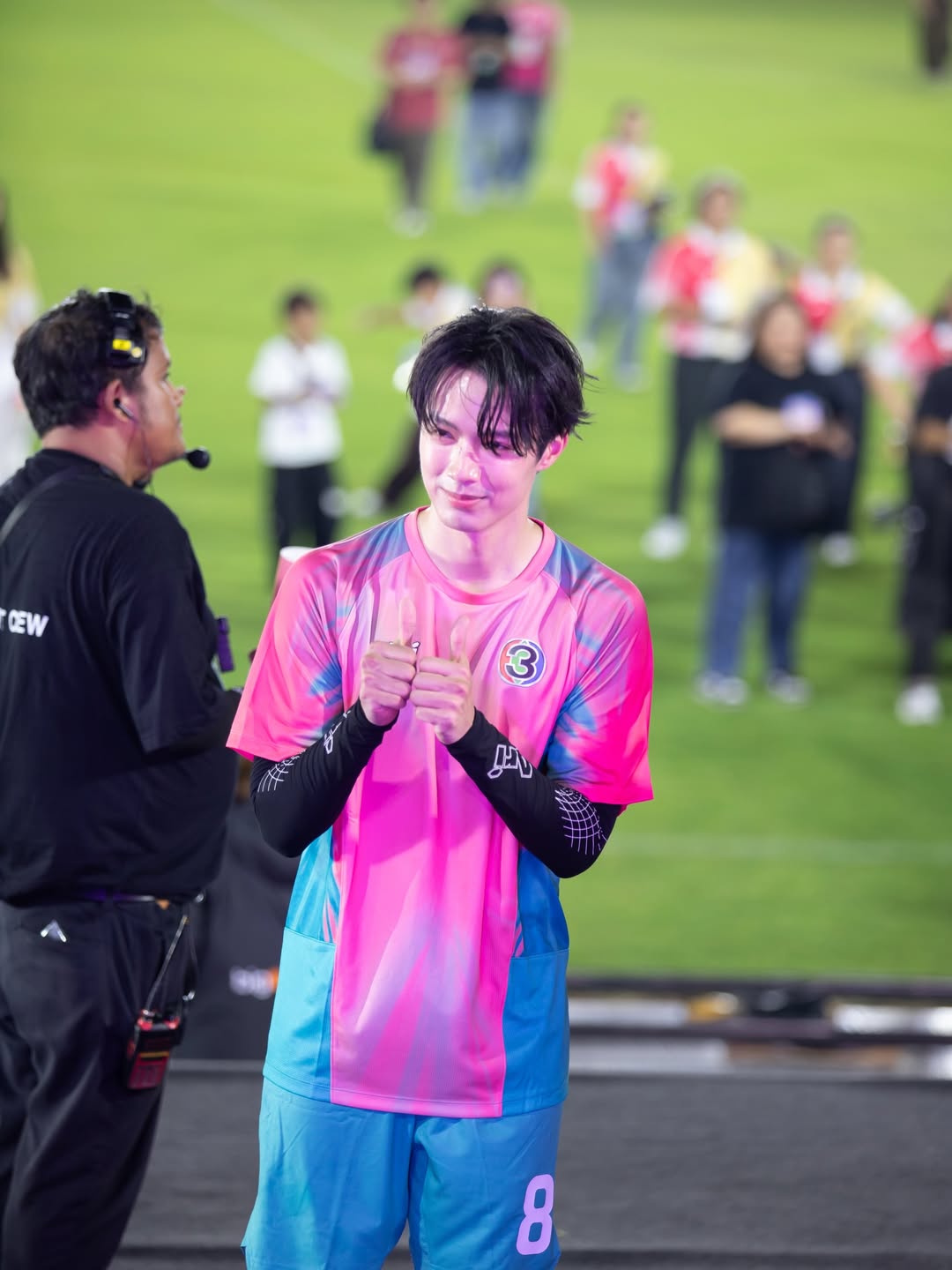 จ๊อบ - ธัชพล กู้วงศ์บัณฑิต