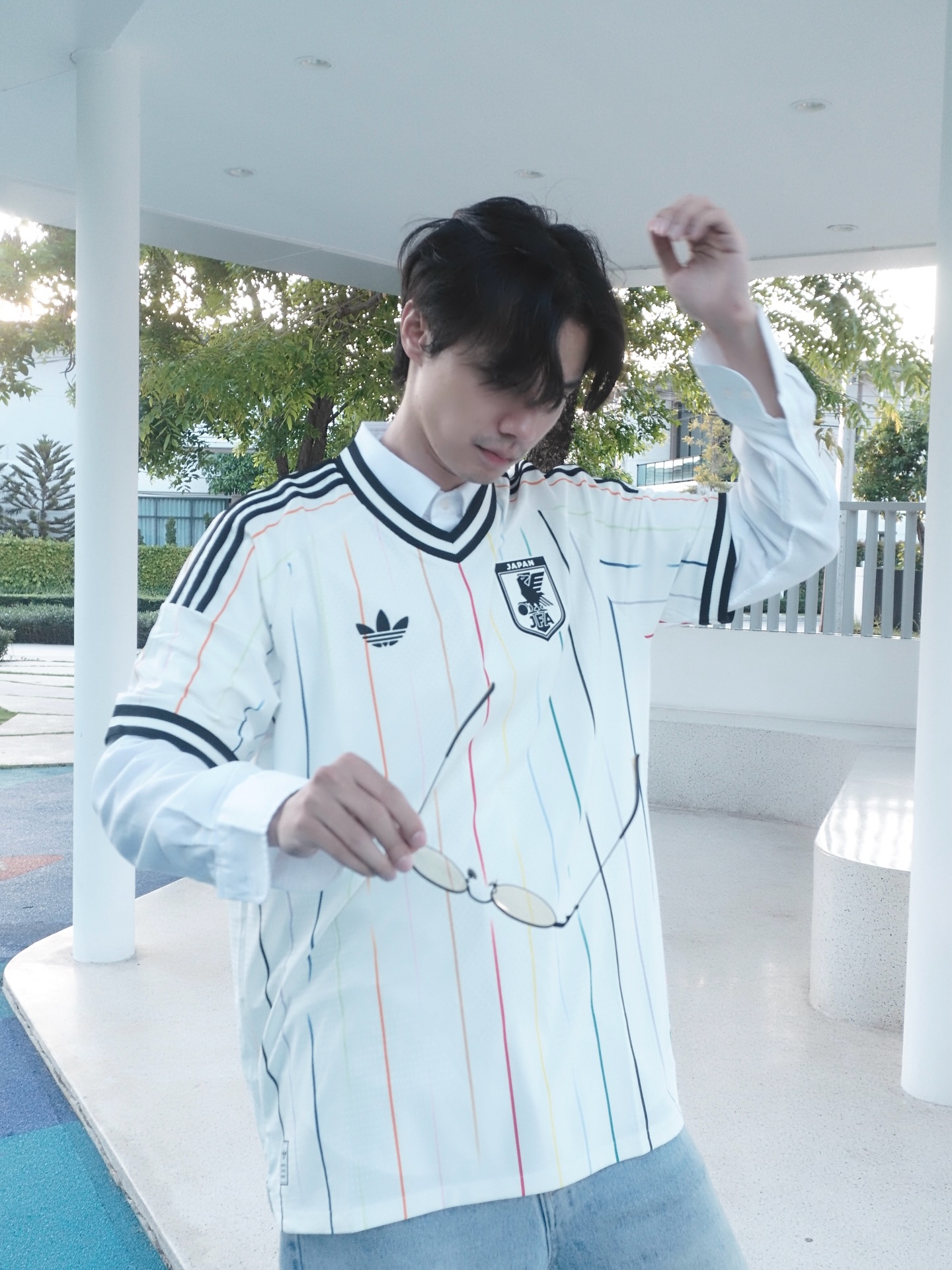 จ๊อบ - ธัชพล กู้วงศ์บัณฑิต