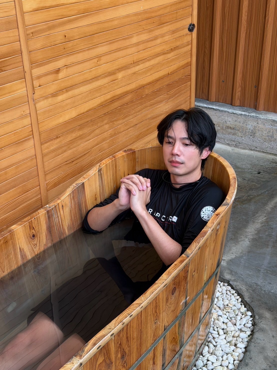 จ๊อบ - ธัชพล กู้วงศ์บัณฑิต