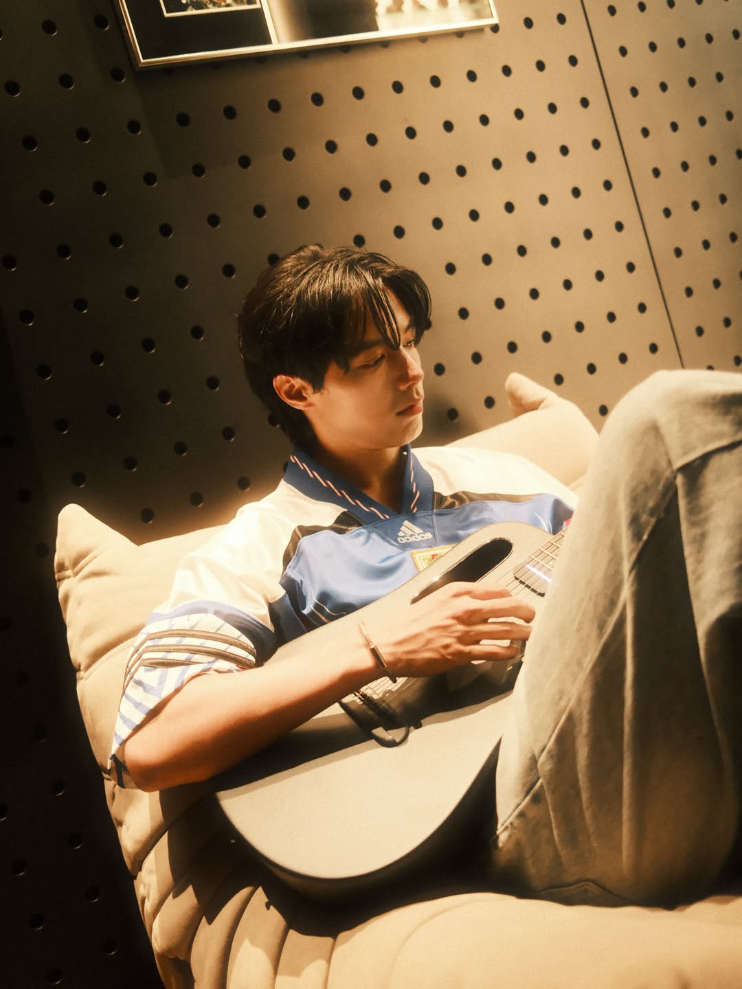 จ๊อบ - ธัชพล กู้วงศ์บัณฑิต