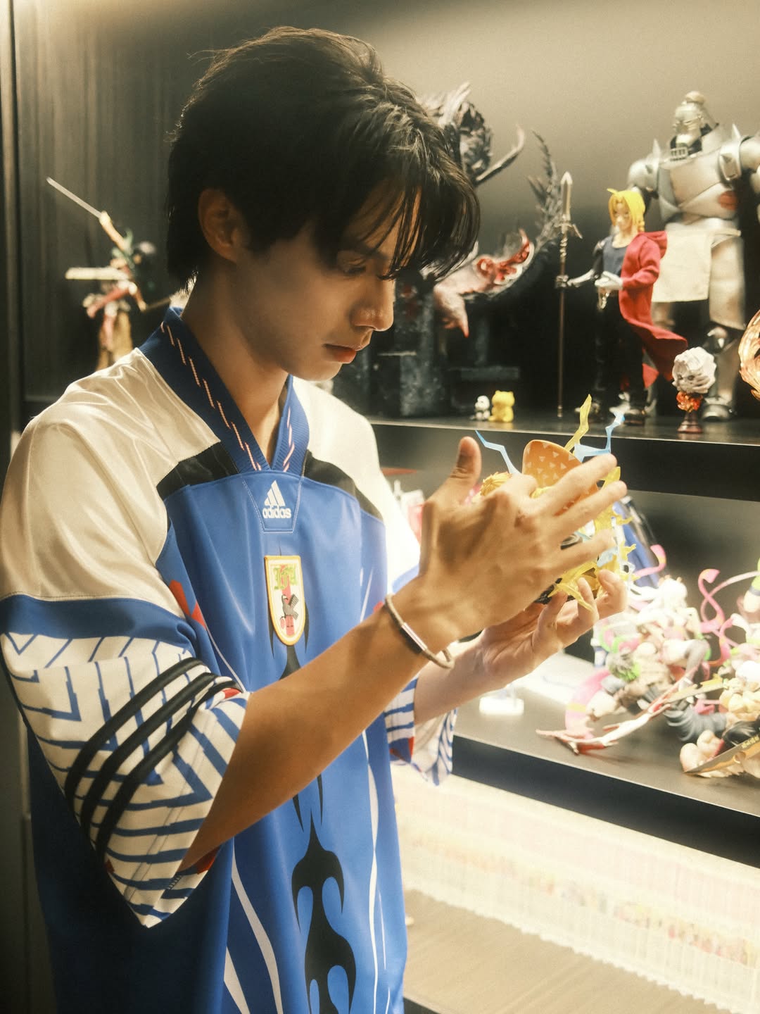 จ๊อบ - ธัชพล กู้วงศ์บัณฑิต