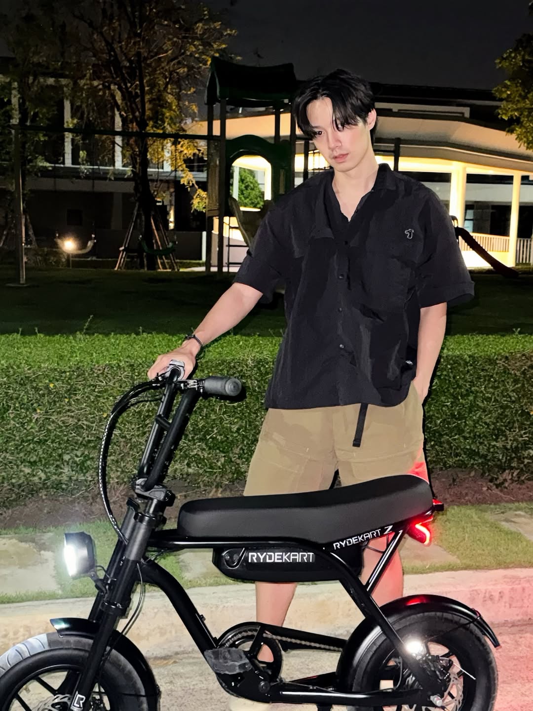 จ๊อบ - ธัชพล กู้วงศ์บัณฑิต