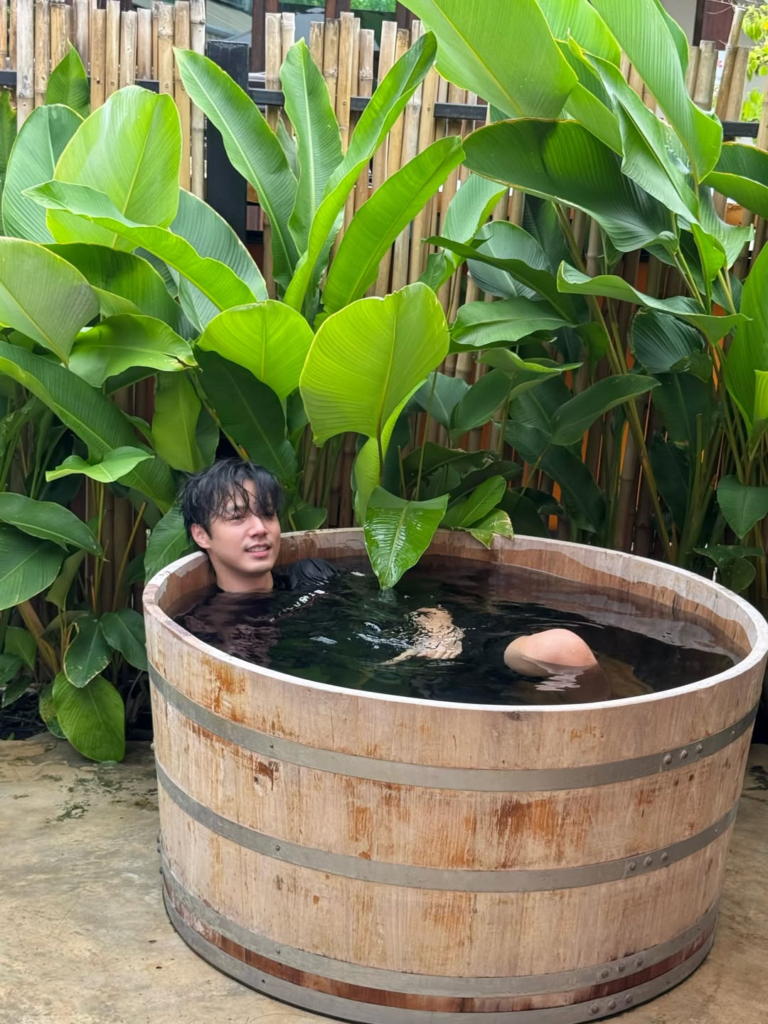 จ๊อบ - ธัชพล กู้วงศ์บัณฑิต