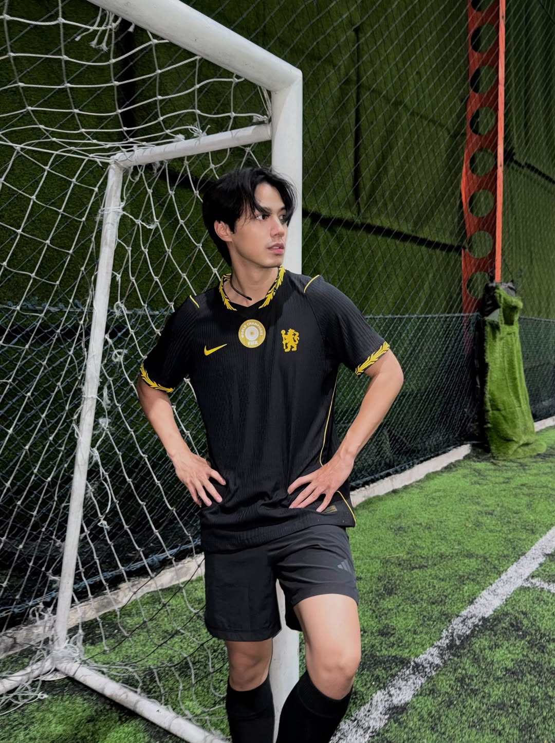 จ๊อบ - ธัชพล กู้วงศ์บัณฑิต