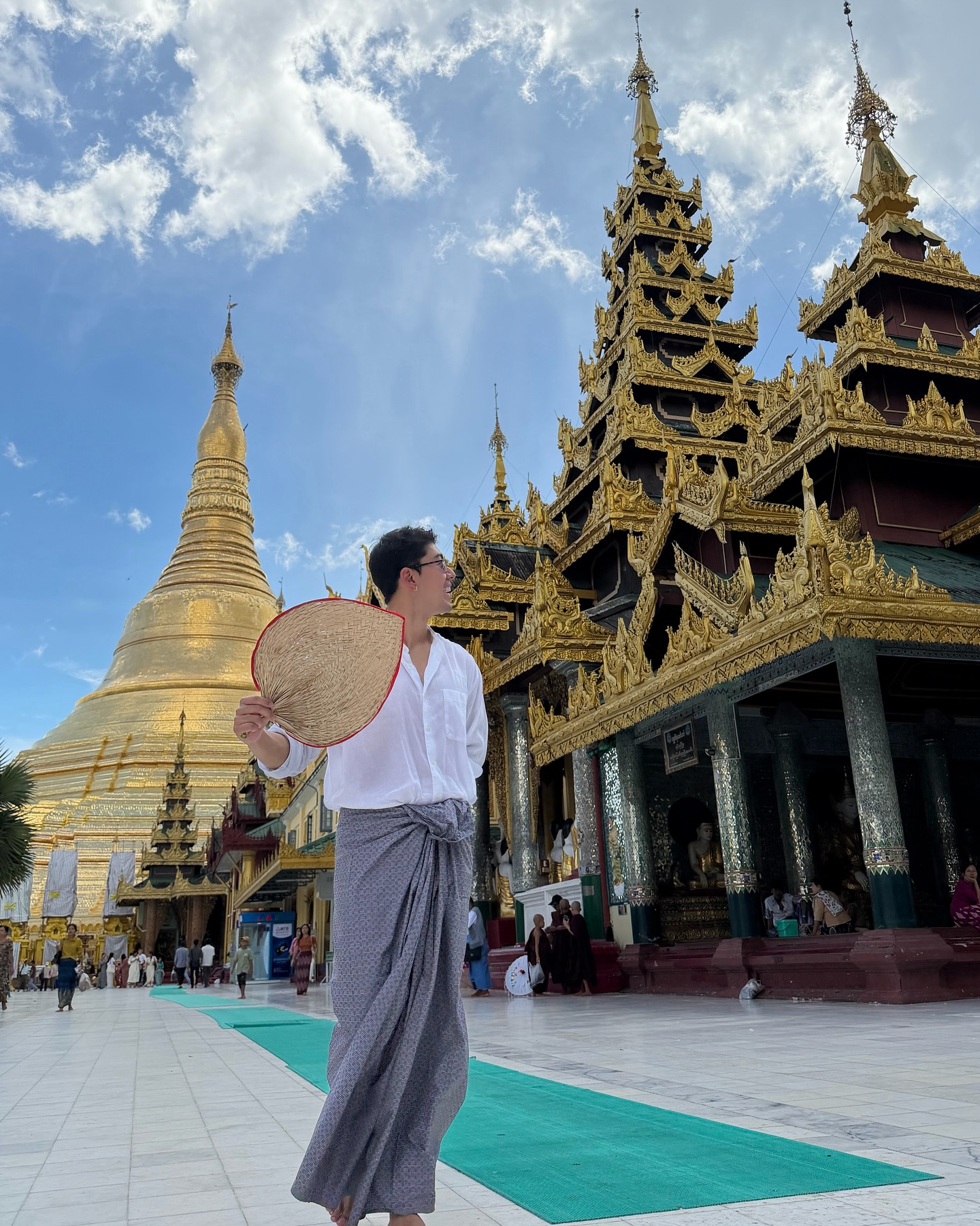 นาย - ณภัทร เสียงสมบุญ