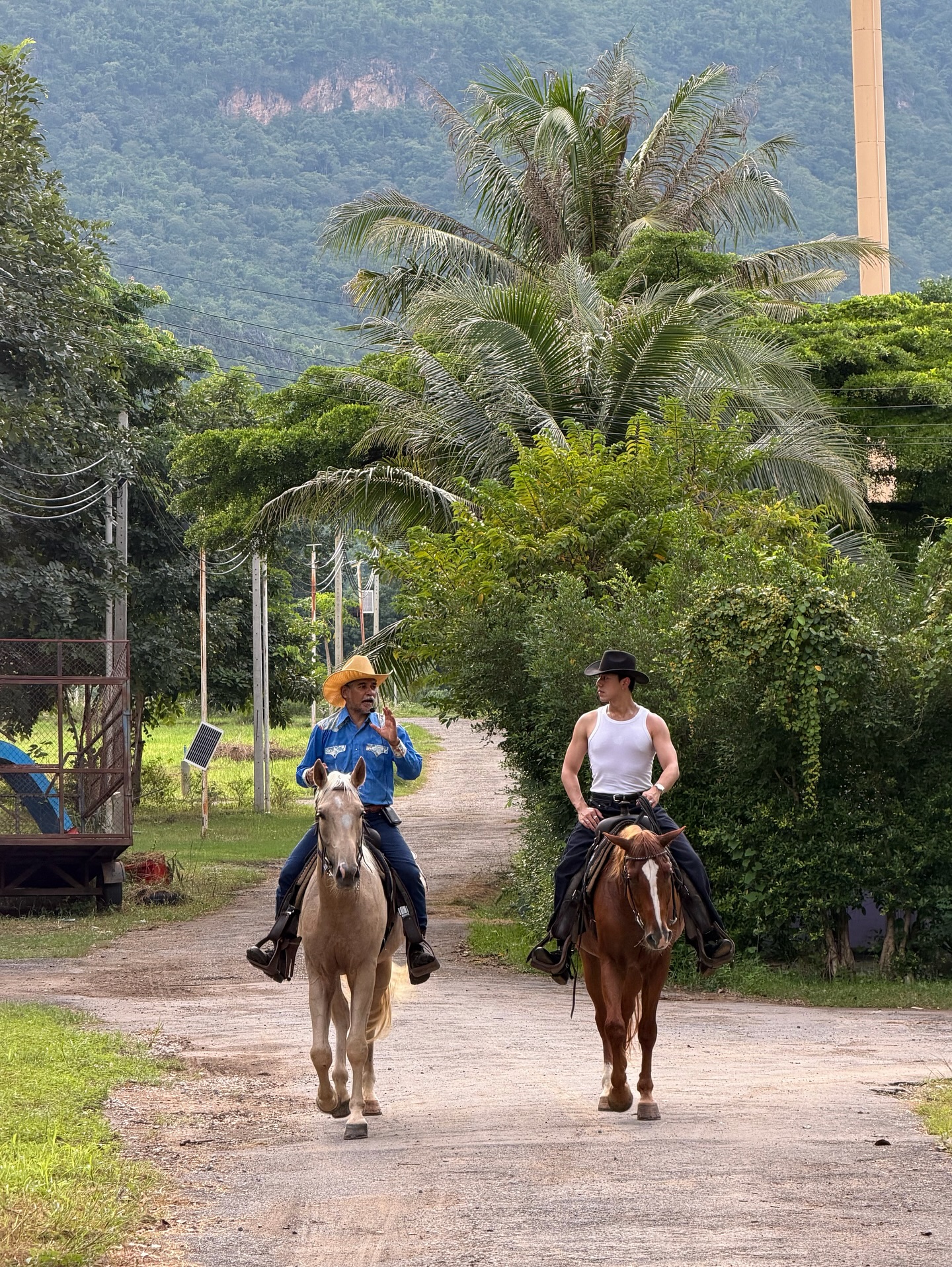 นาย - ณภัทร เสียงสมบุญ