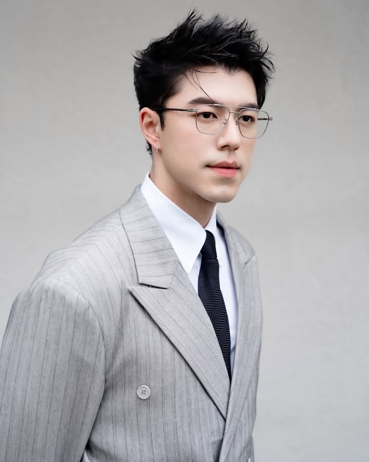 นาย - ณภัทร เสียงสมบุญ