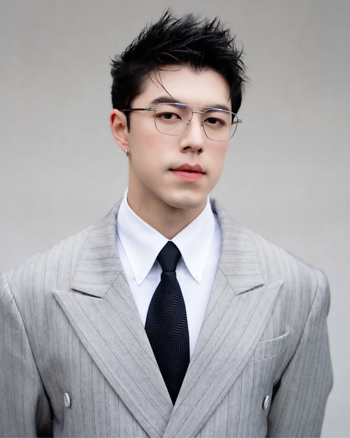 นาย - ณภัทร เสียงสมบุญ